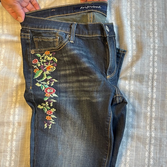 Driftwood Embroidered Jeans - Picture 11 of 14